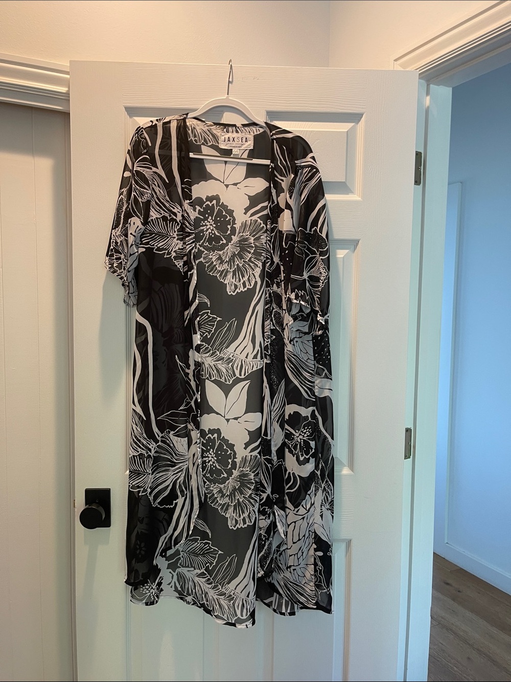 Black & White Floral Sheer Swim Cover-Up Kimono